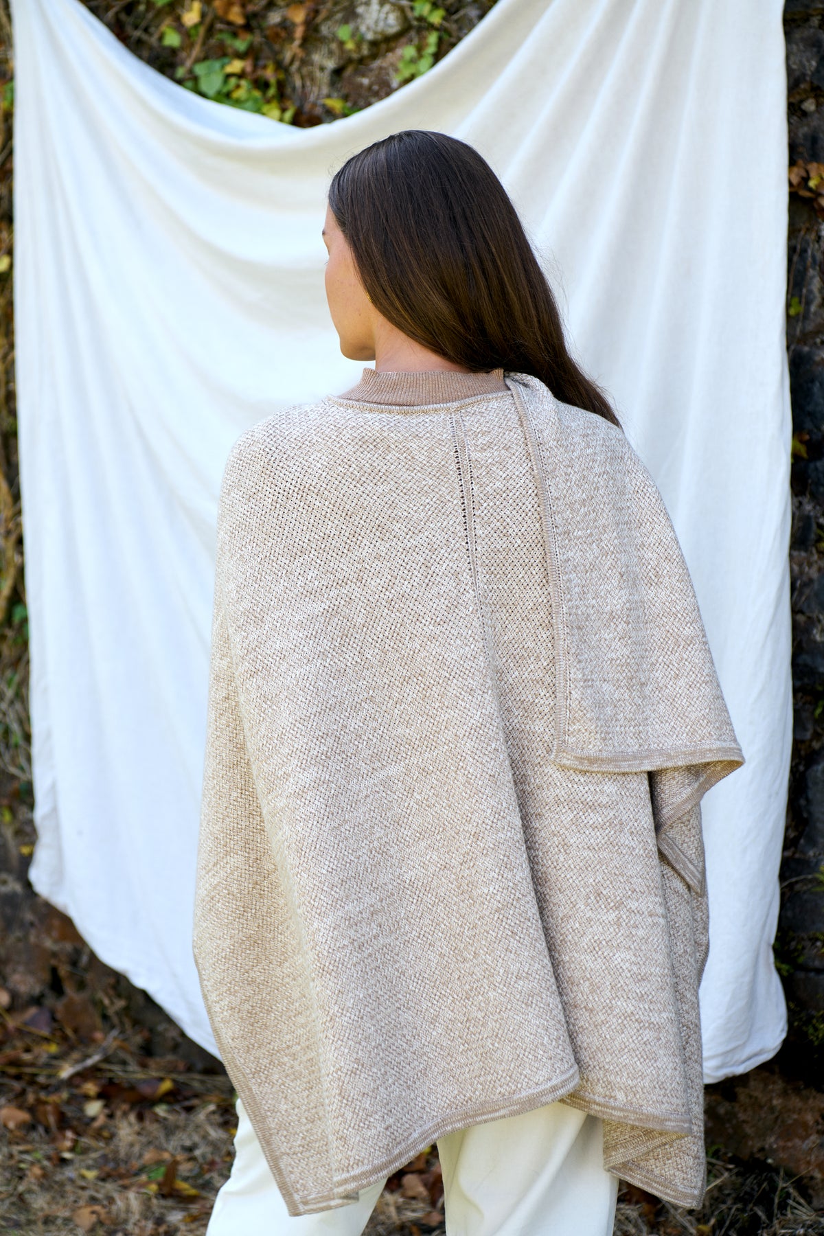 Maxted Cape -  Twisted Oat