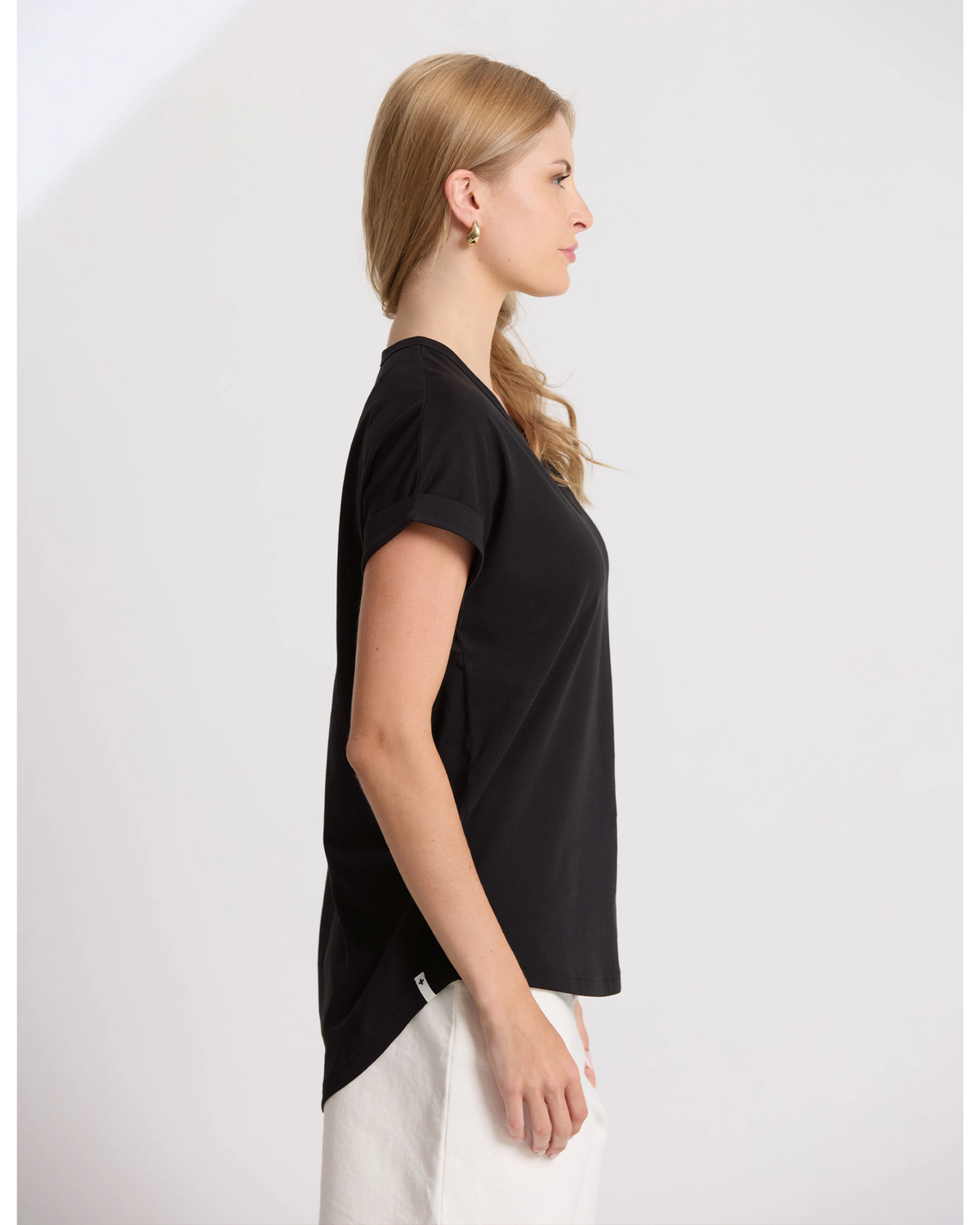 Stella + Gemma Soho Cuff V-Neck Tee - Black