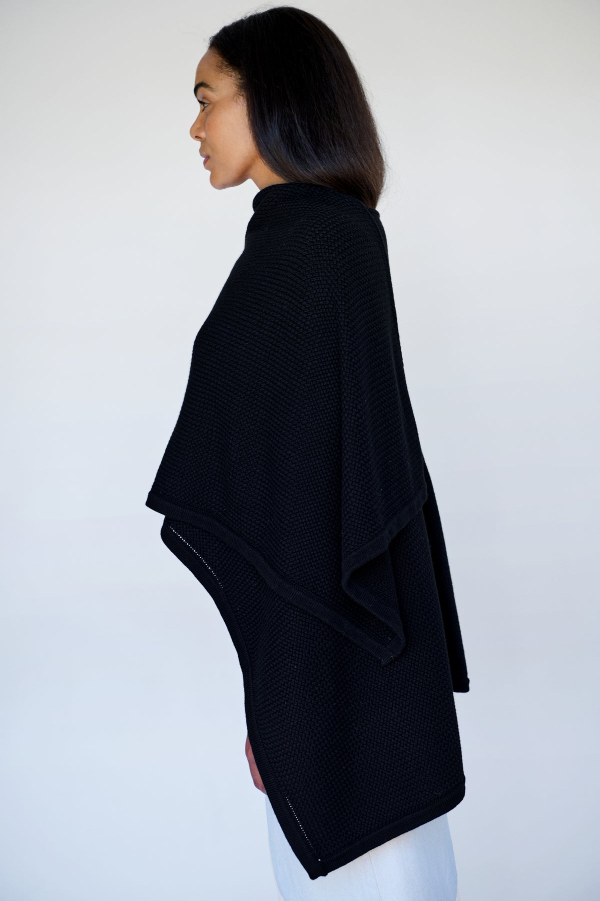 Maxted Cape -  Black