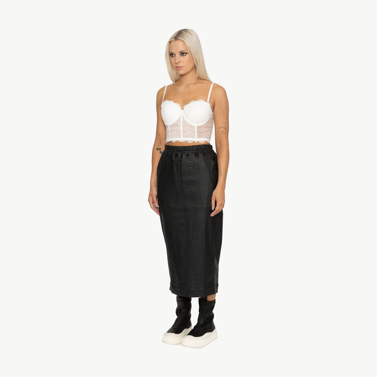Bone &amp; Arrow Lynn Skirt - Black