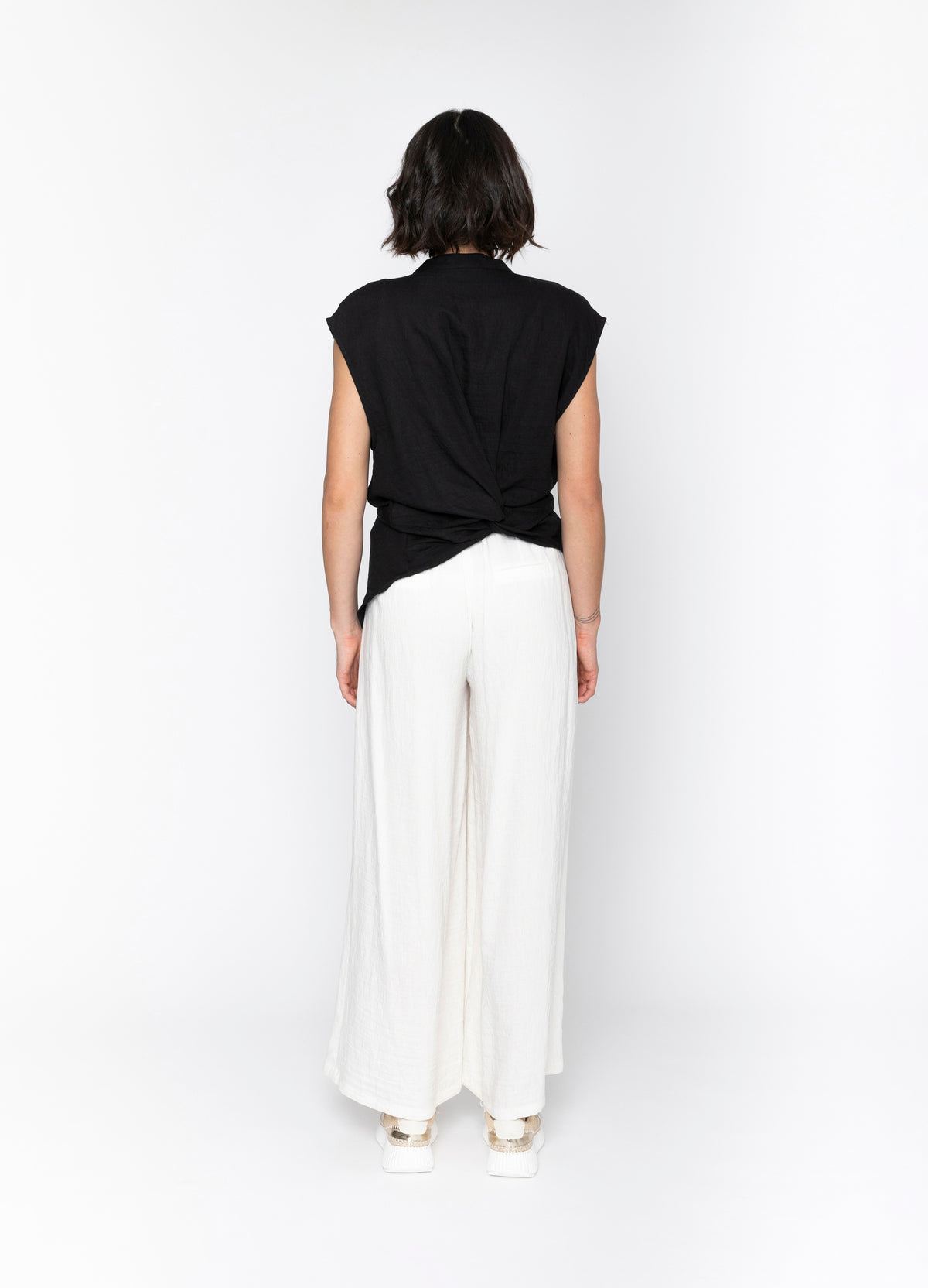 Blacklist Alice Top - Black