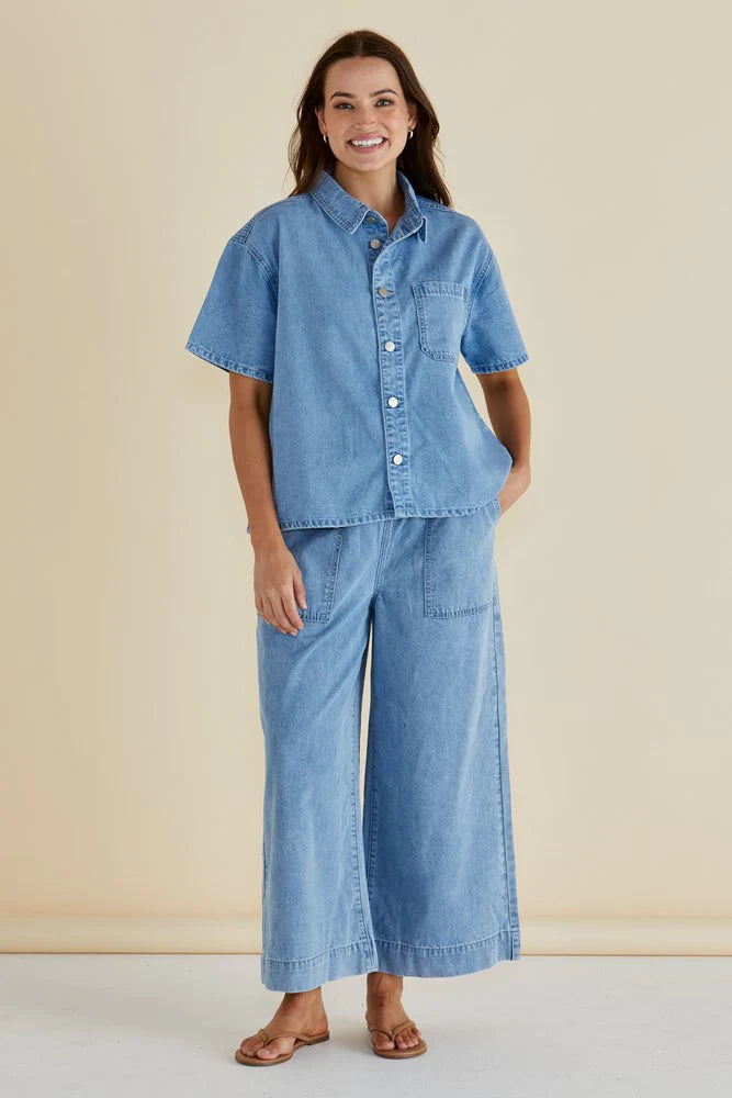 Betty Basics Saffra Short Sleeve Denim Shirt - Blue Wash