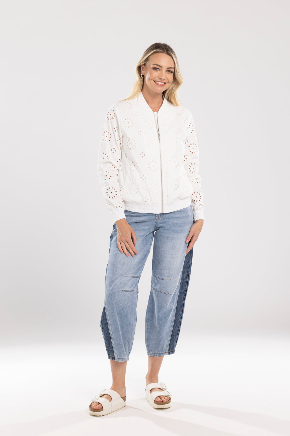 Mi Moso Broderie Bomber - White