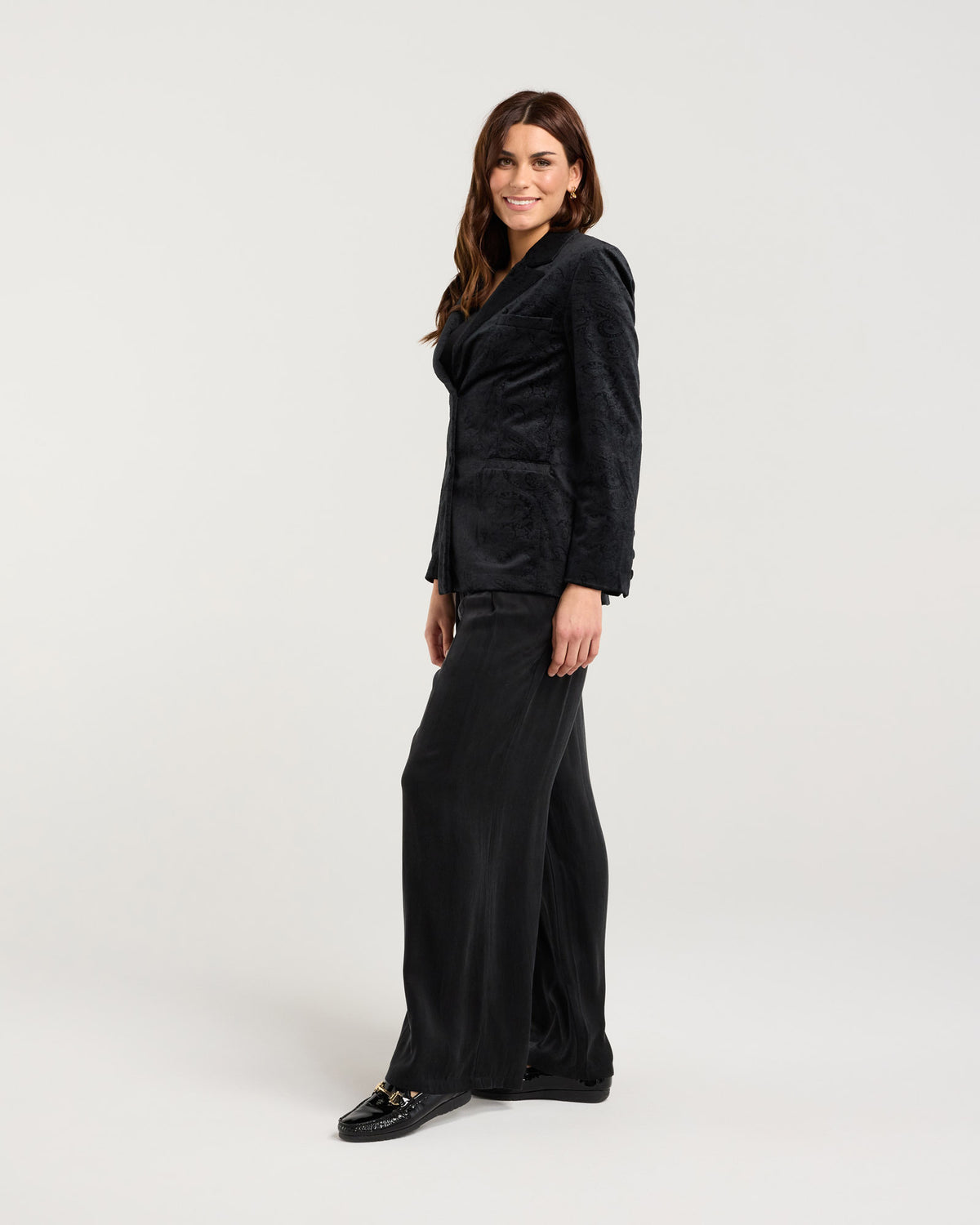 Blackstone Teddy Velvet Blazer - Black