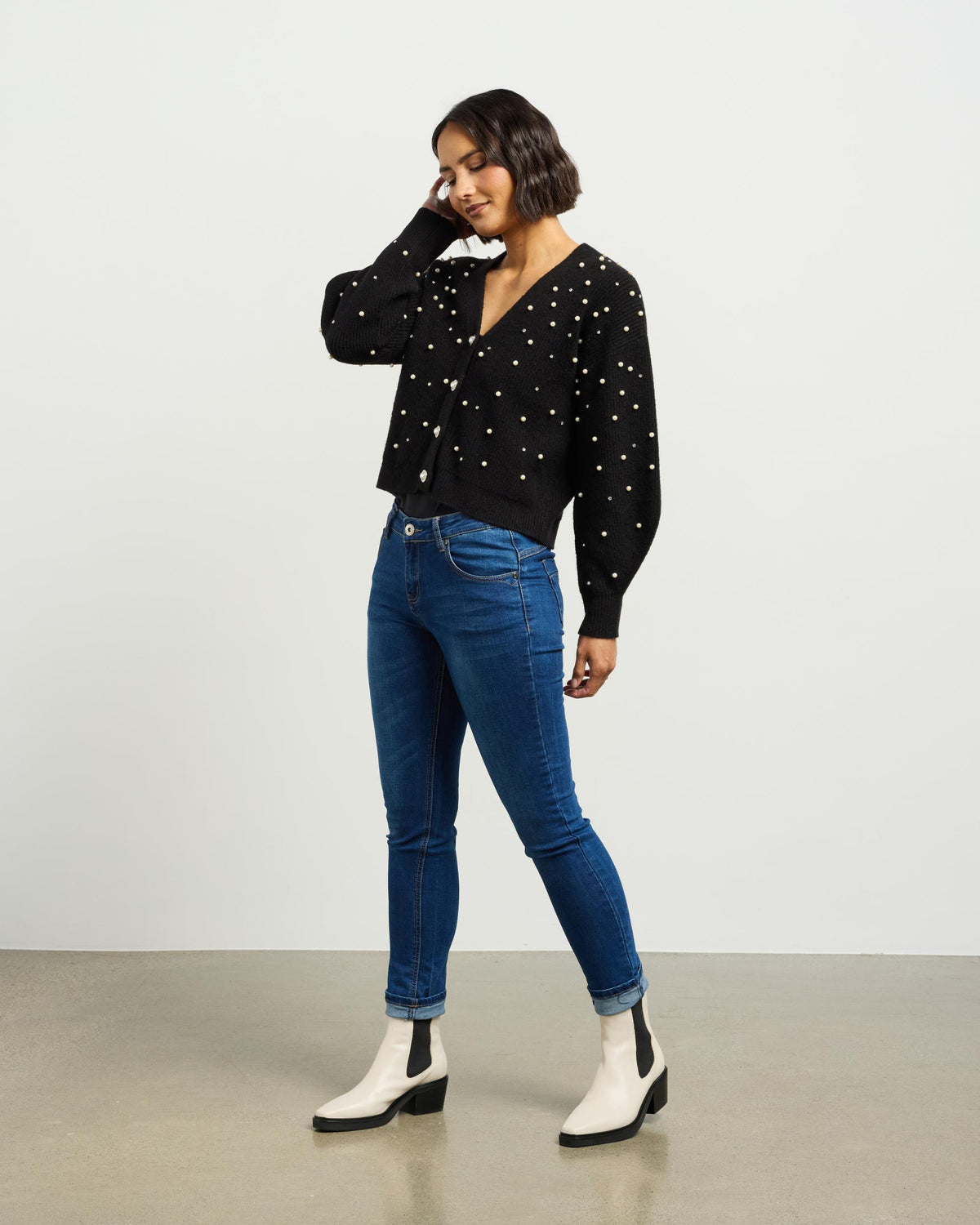 Et Alia Pearl Cardi Black