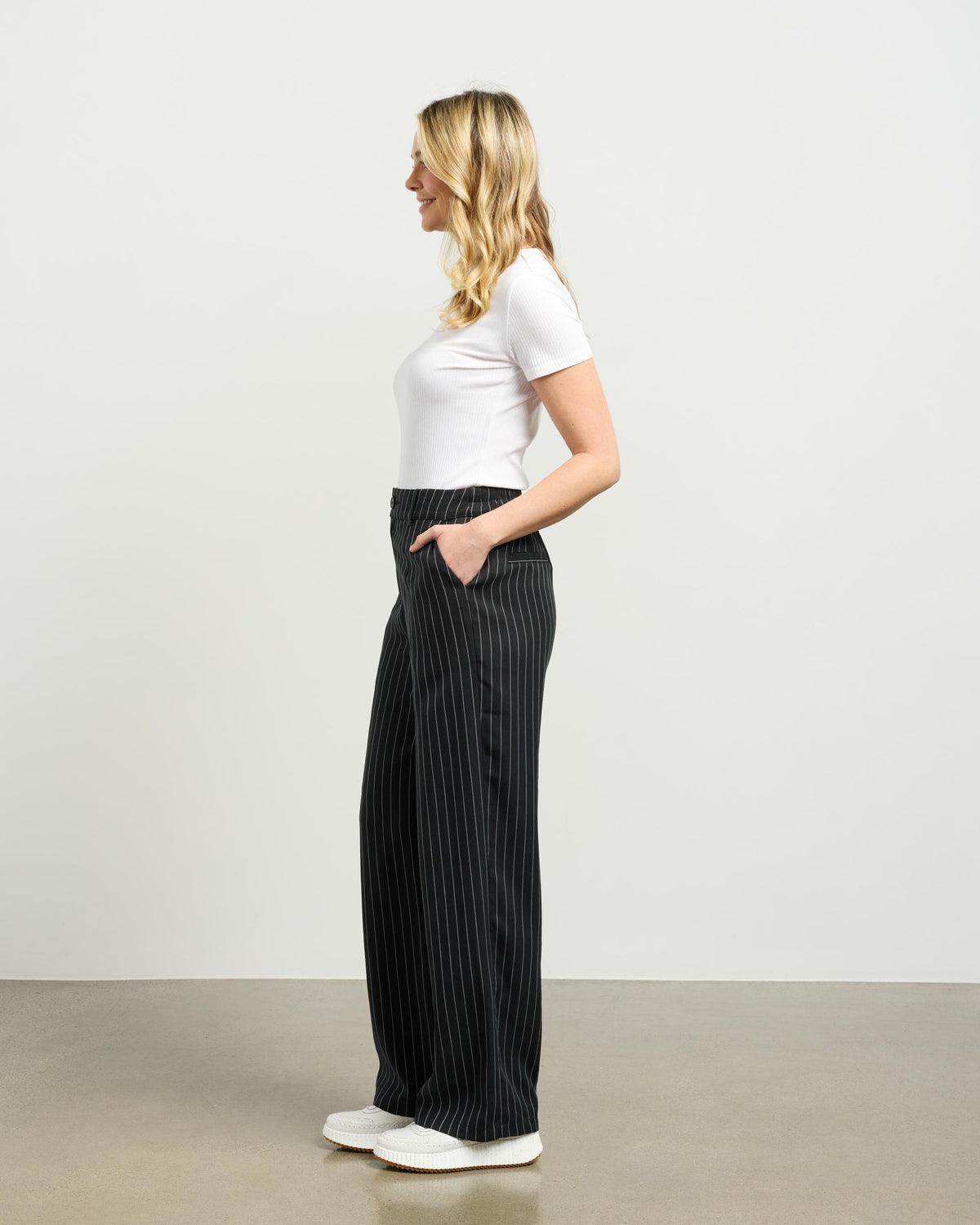 Et Alia Riley Pant - Black Pinstripe