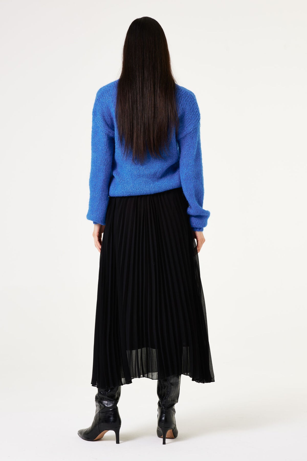 Garcia V-Neck Cardigan - Bold Blue