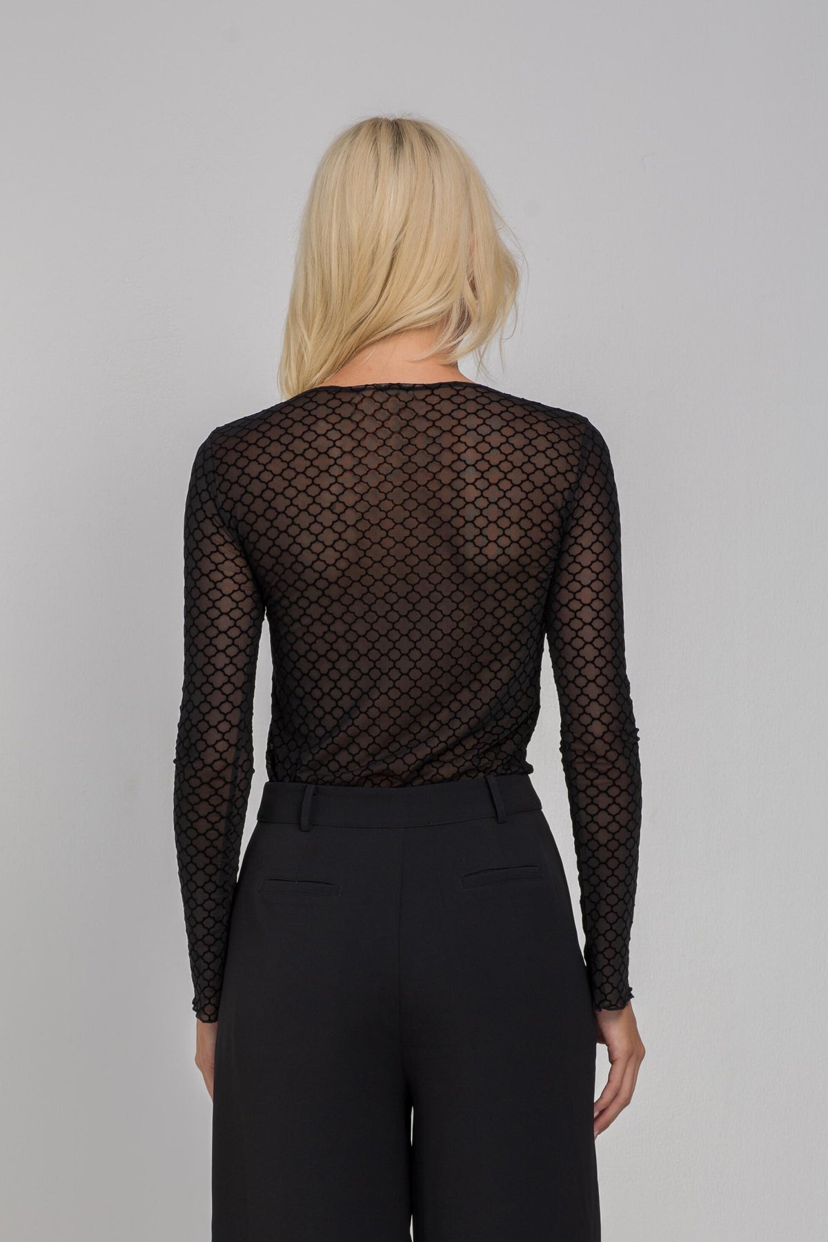 Blak Gigi Top - Black Quartefoil
