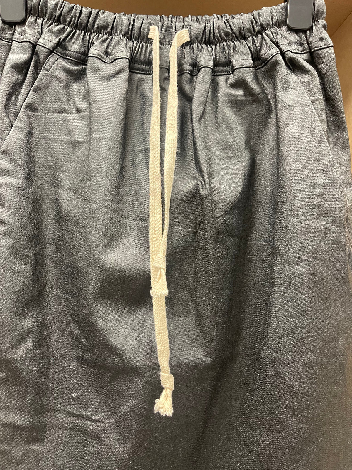 Bone &amp; Arrow Lynn Skirt - Black