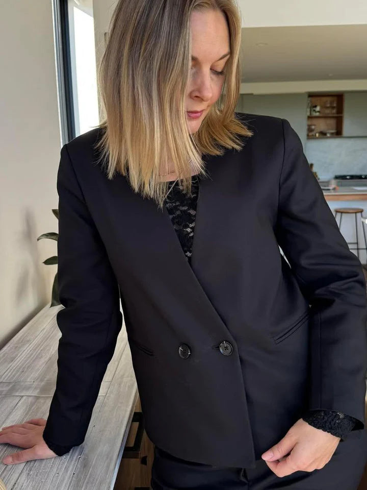 Drama The Label Lillie Blazer - Black