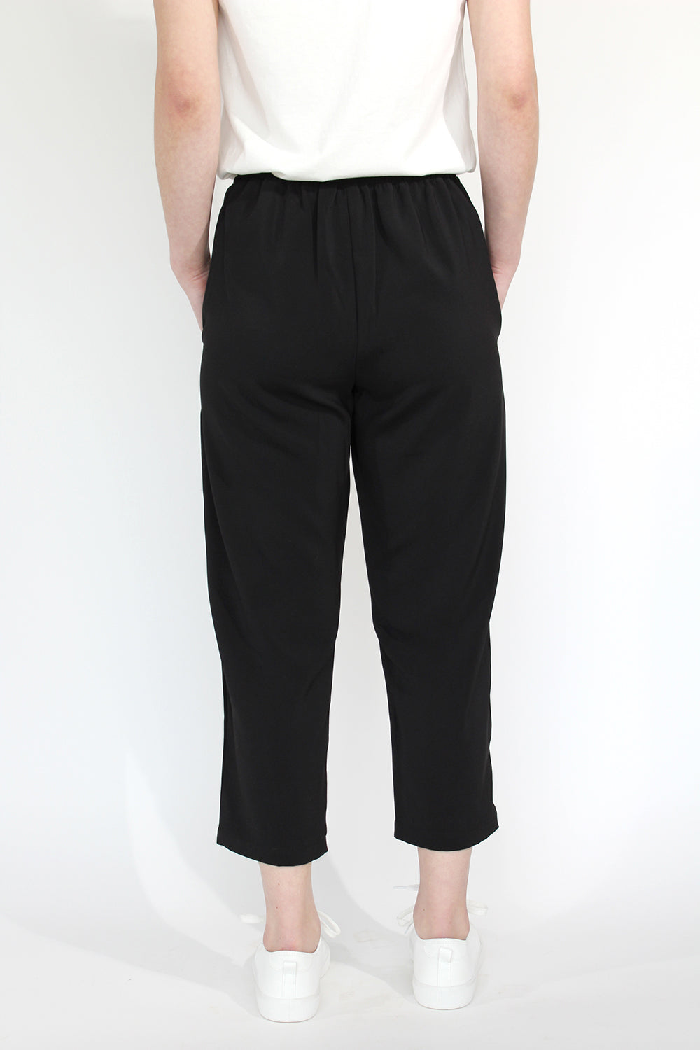Jaclyn M Ginger Pants - Black