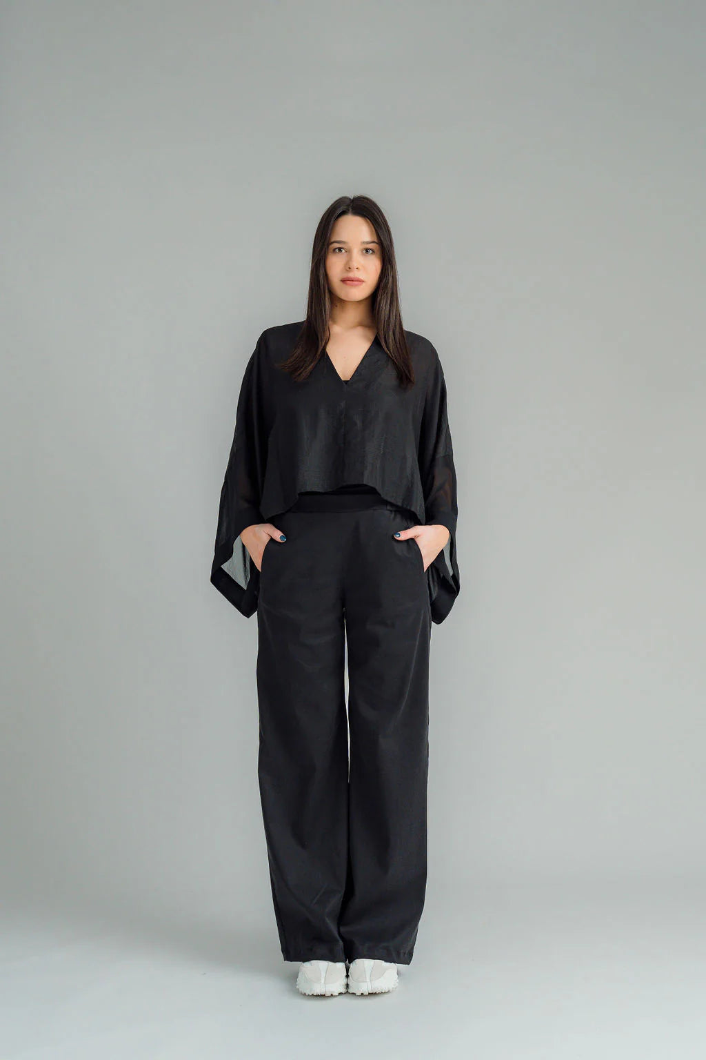 Nes Rielly V Layer Me - Black