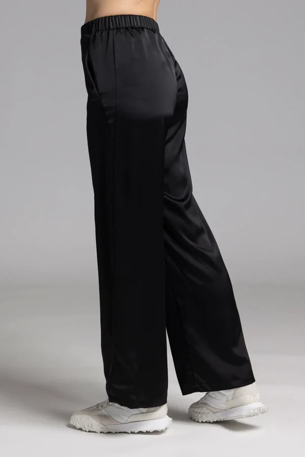 Nes Satin Gin Pant - Black