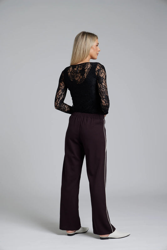 Nes Double Piped Gin Pant - Burgundy