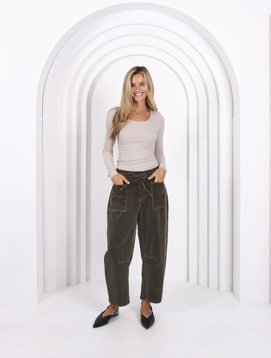 Monaco Leo Barrel Corduroy Jeans - Forest Moss