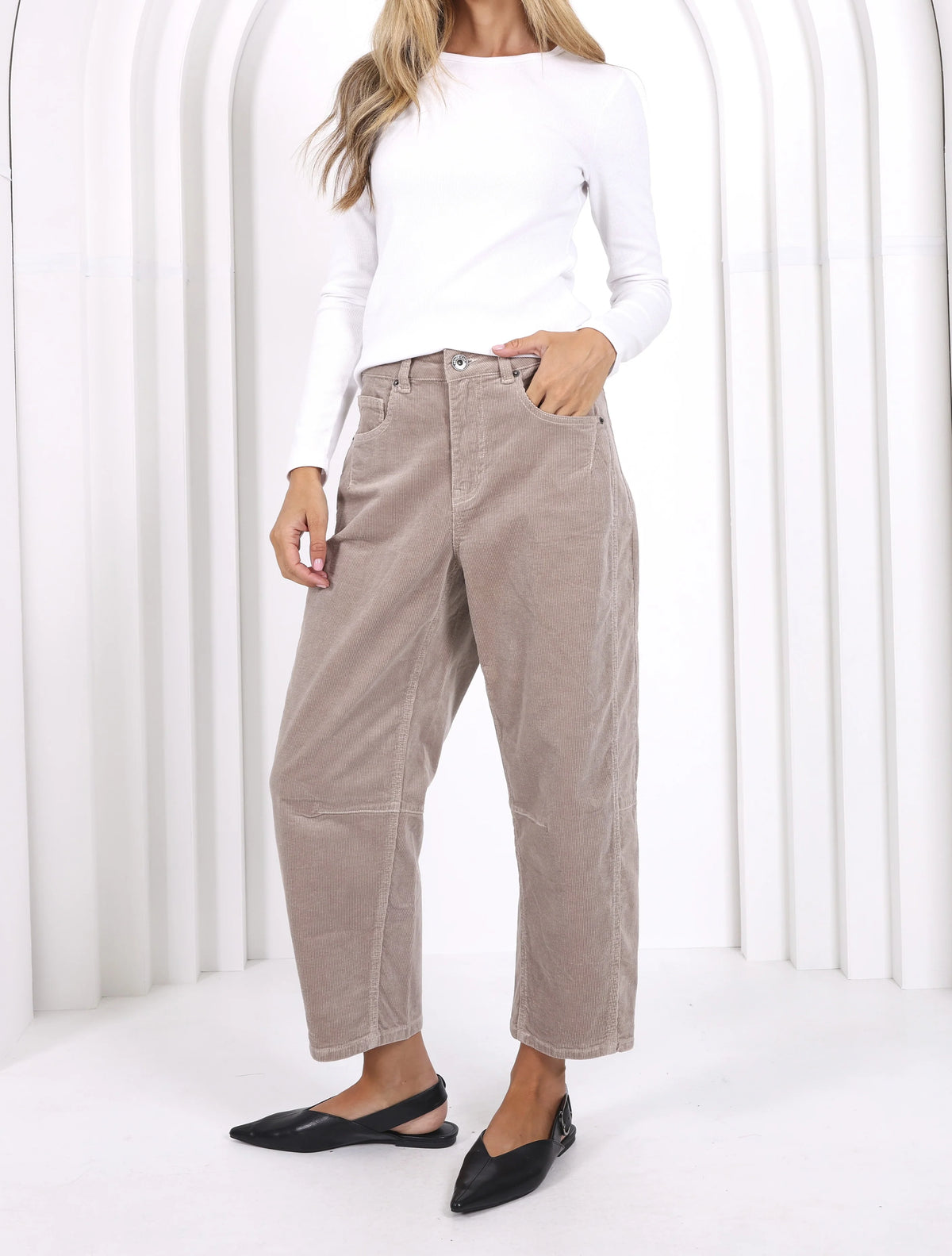 Monaco Toni Barrel Jeans Corduroy - Latte