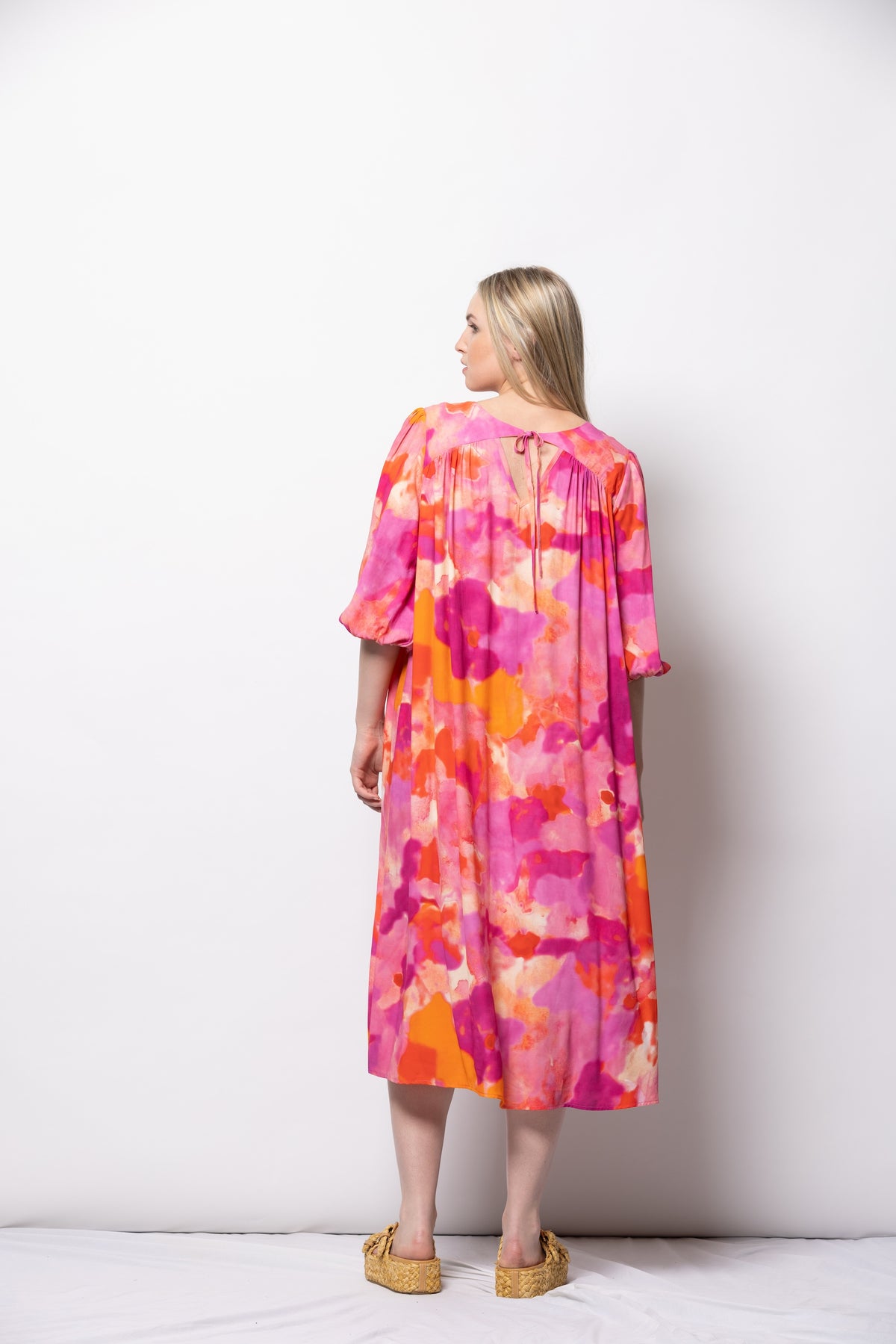 Dressed Vino Midi Dress - Brush Strokes