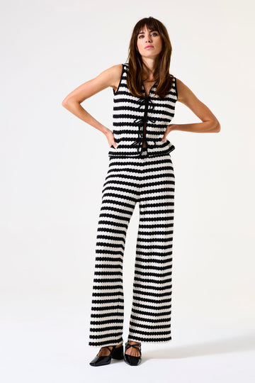 Garcia Black & White Striped Pants