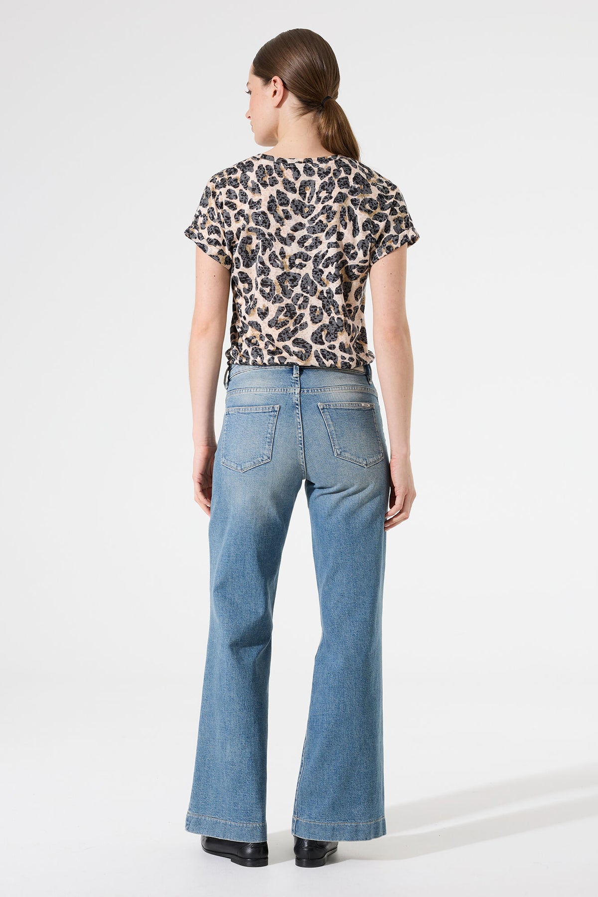 Garcia V-Neck Top - Almond Leopard Print