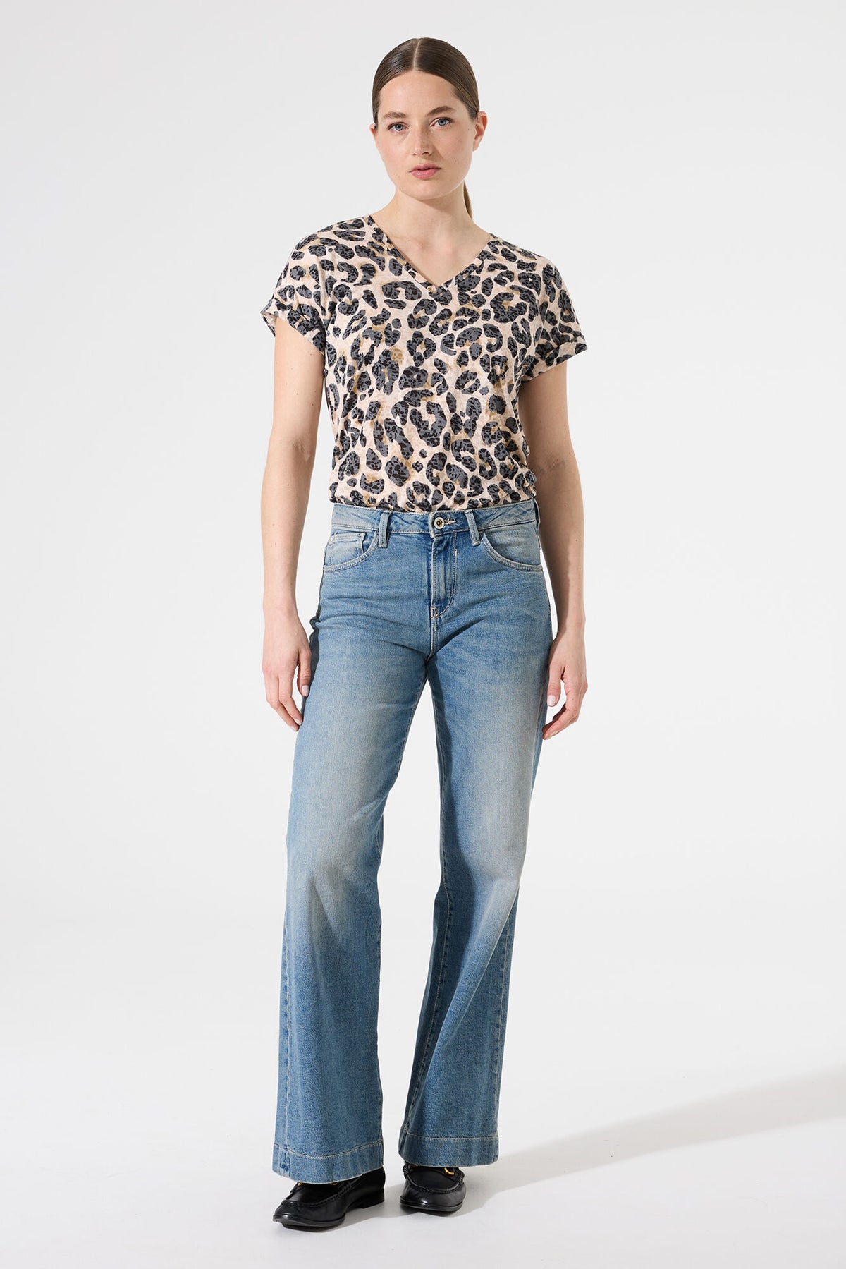 Garcia V-Neck Top - Almond Leopard Print