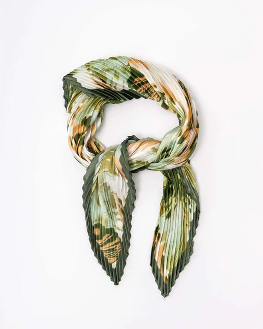 Stilen Isabella Pleated Scarf - Green