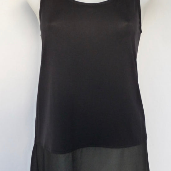 Zafina longline layering top in Black or White
