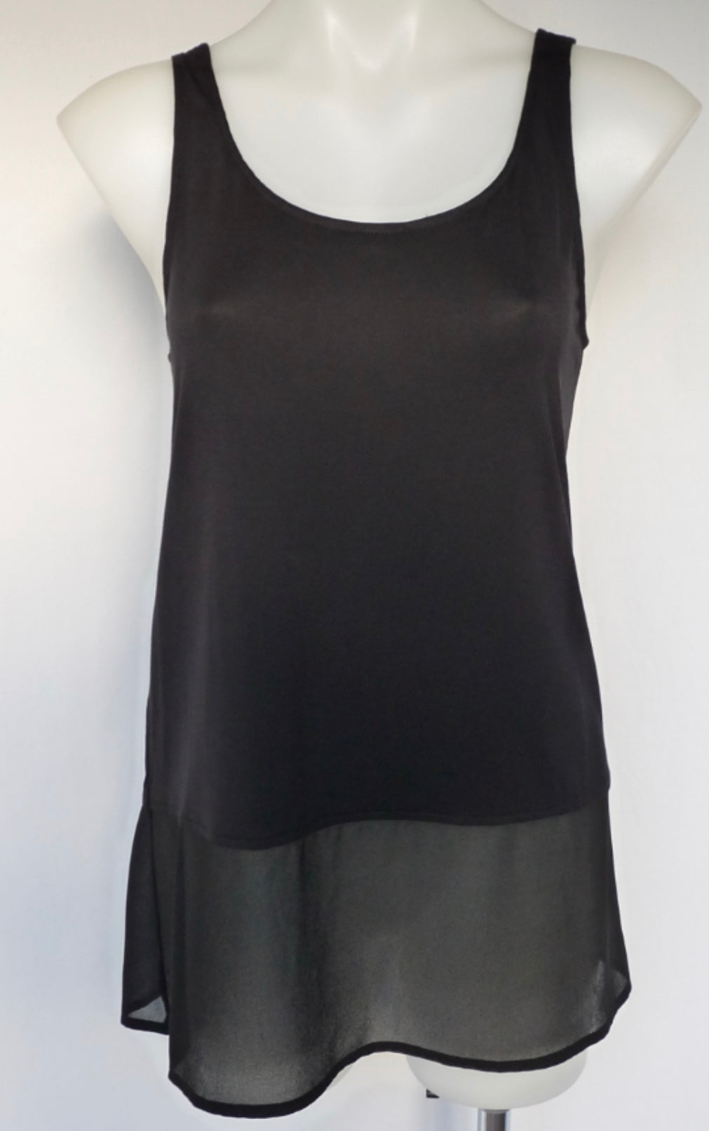 Zafina longline layering top in Black or White